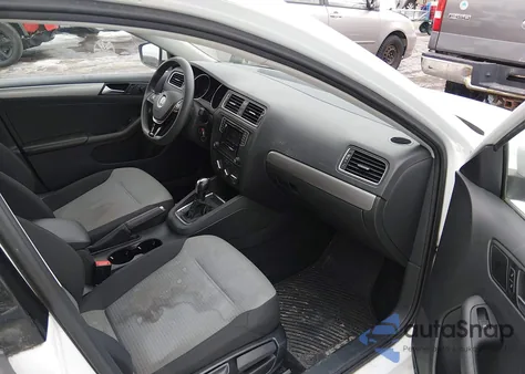 2017 Volkswagen Jetta 1.4T S z USA, uszkodzony, nr VIN 3VW2B7AJ4HM321371